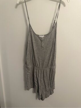 Forever 21 Gray Sleeveless Button-Front Romper